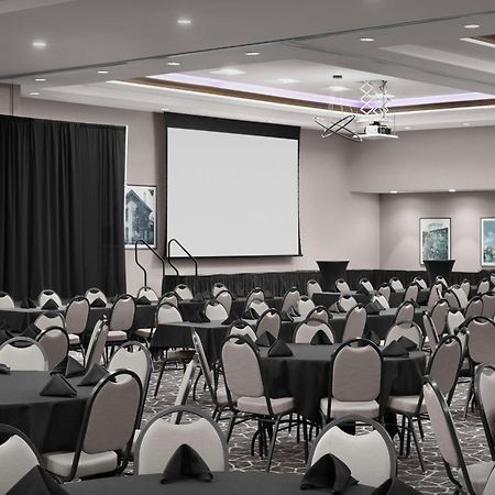 Hilton Garden Inn Cedar Falls Conference Center Εξωτερικό φωτογραφία