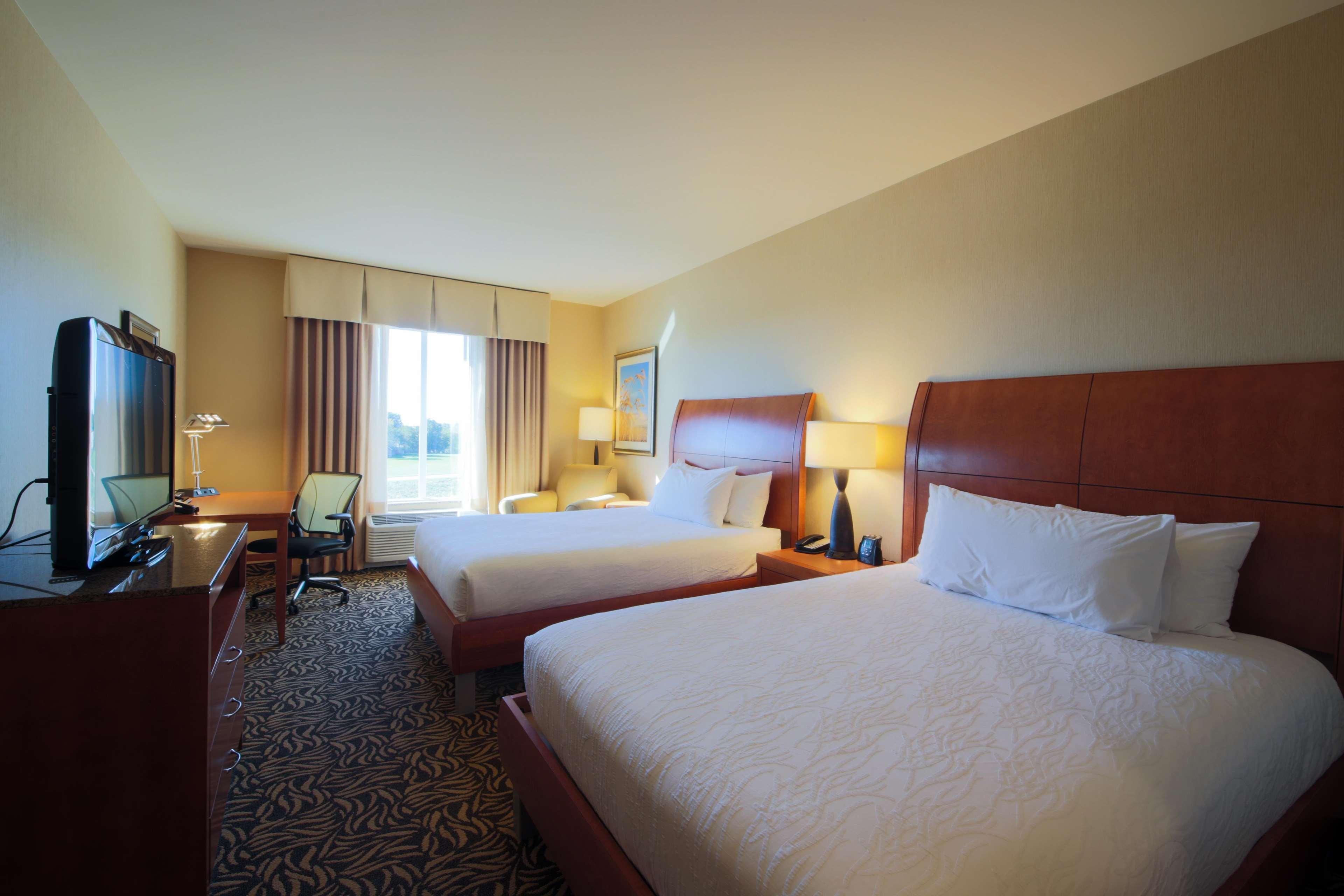 Hilton Garden Inn Cedar Falls Conference Center Εξωτερικό φωτογραφία