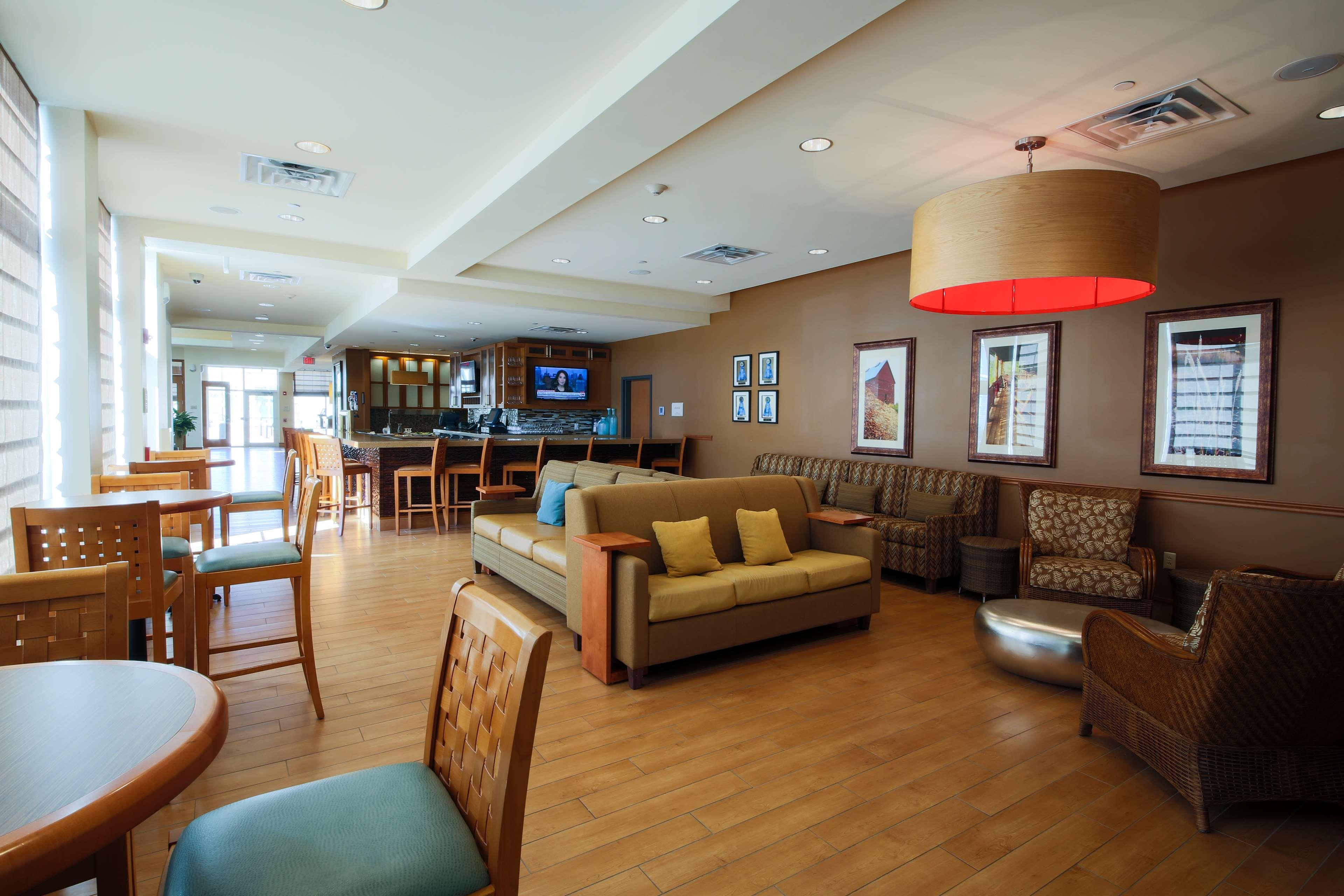 Hilton Garden Inn Cedar Falls Conference Center Εξωτερικό φωτογραφία