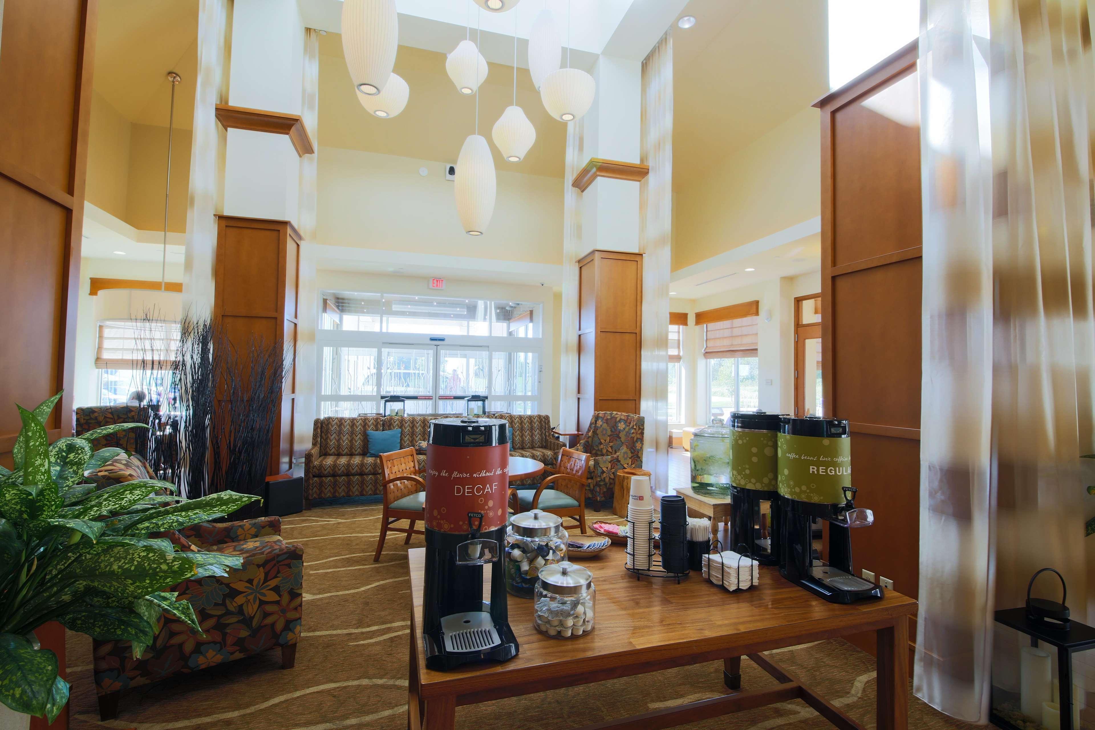 Hilton Garden Inn Cedar Falls Conference Center Εξωτερικό φωτογραφία