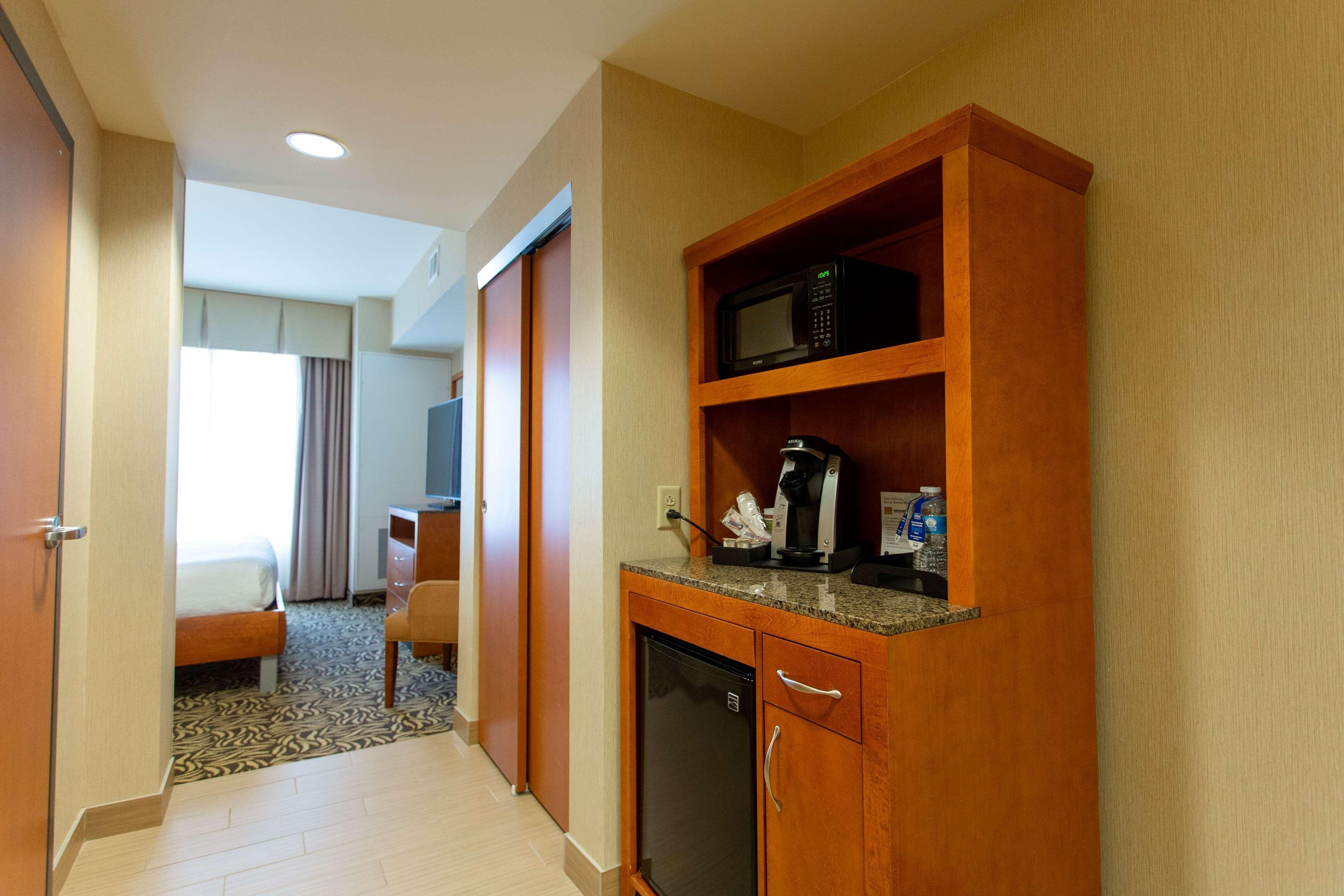 Hilton Garden Inn Cedar Falls Conference Center Εξωτερικό φωτογραφία