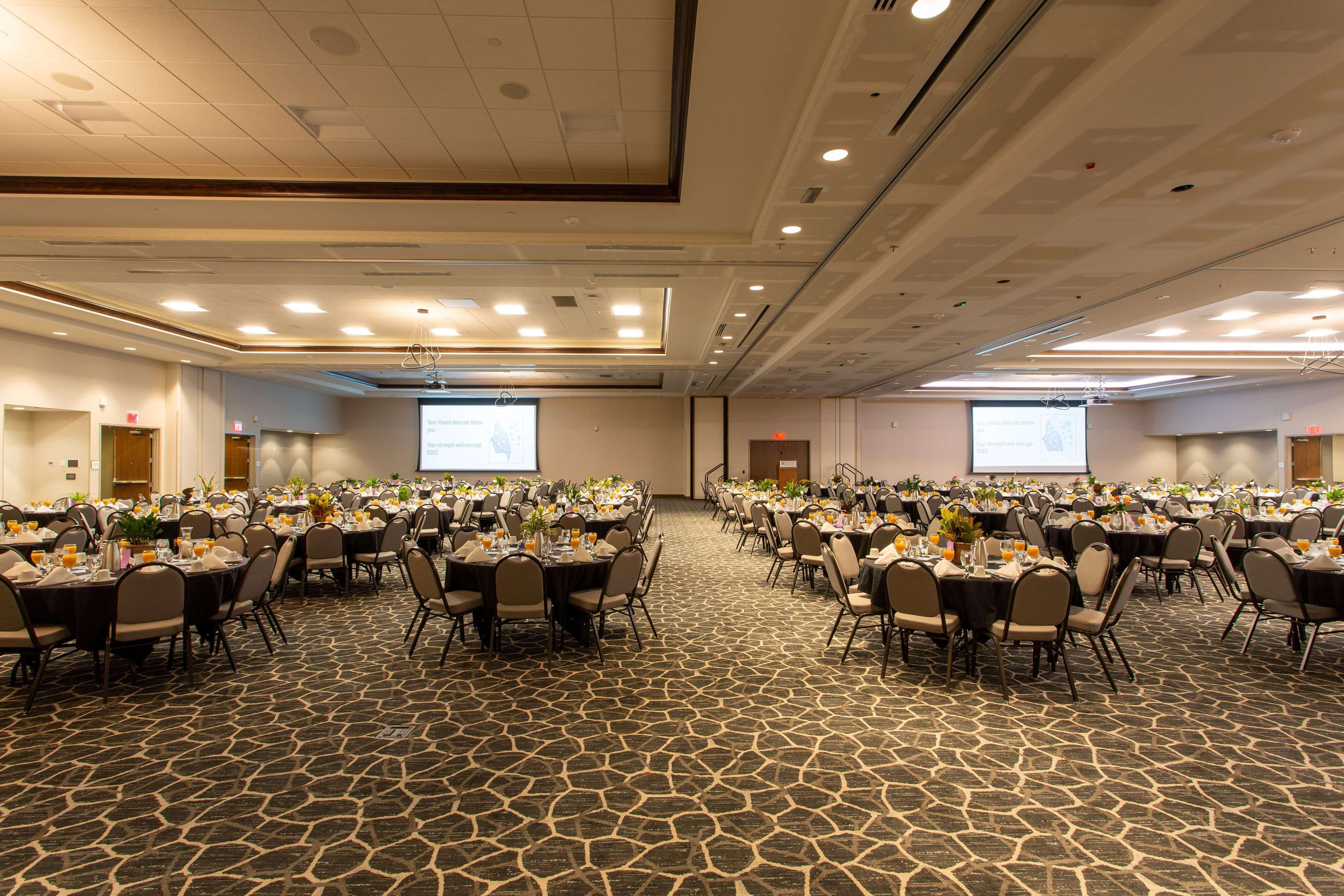 Hilton Garden Inn Cedar Falls Conference Center Εξωτερικό φωτογραφία