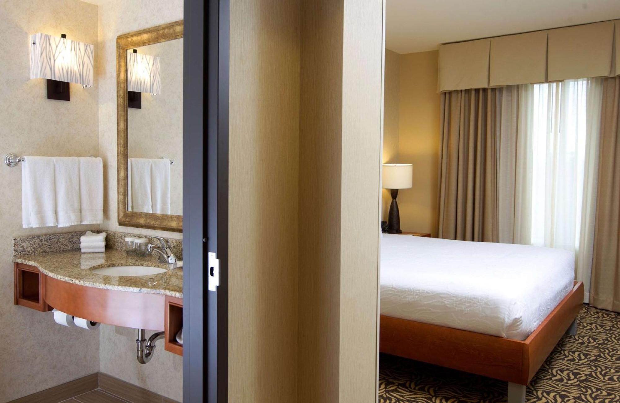 Hilton Garden Inn Cedar Falls Conference Center Εξωτερικό φωτογραφία