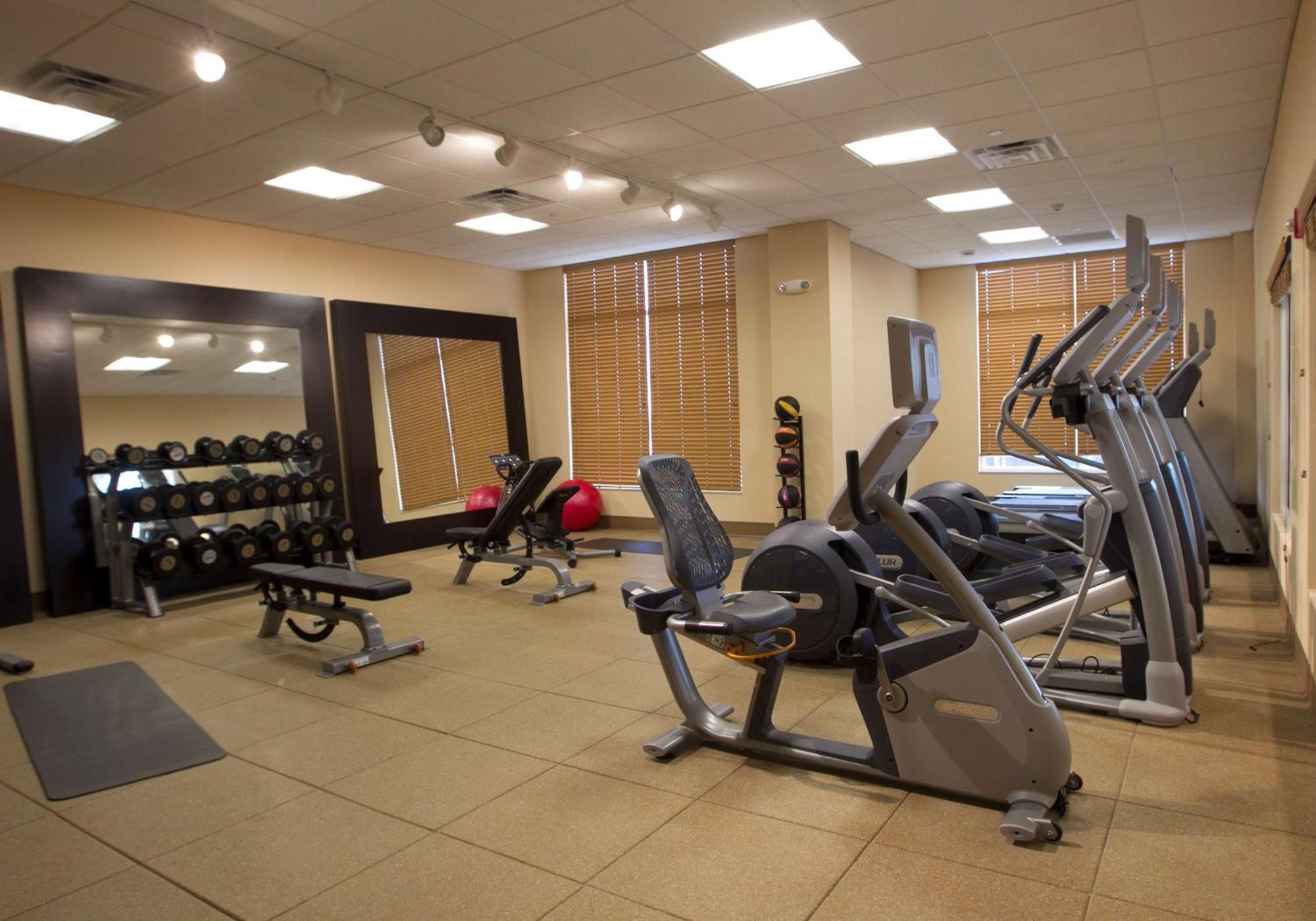 Hilton Garden Inn Cedar Falls Conference Center Εξωτερικό φωτογραφία