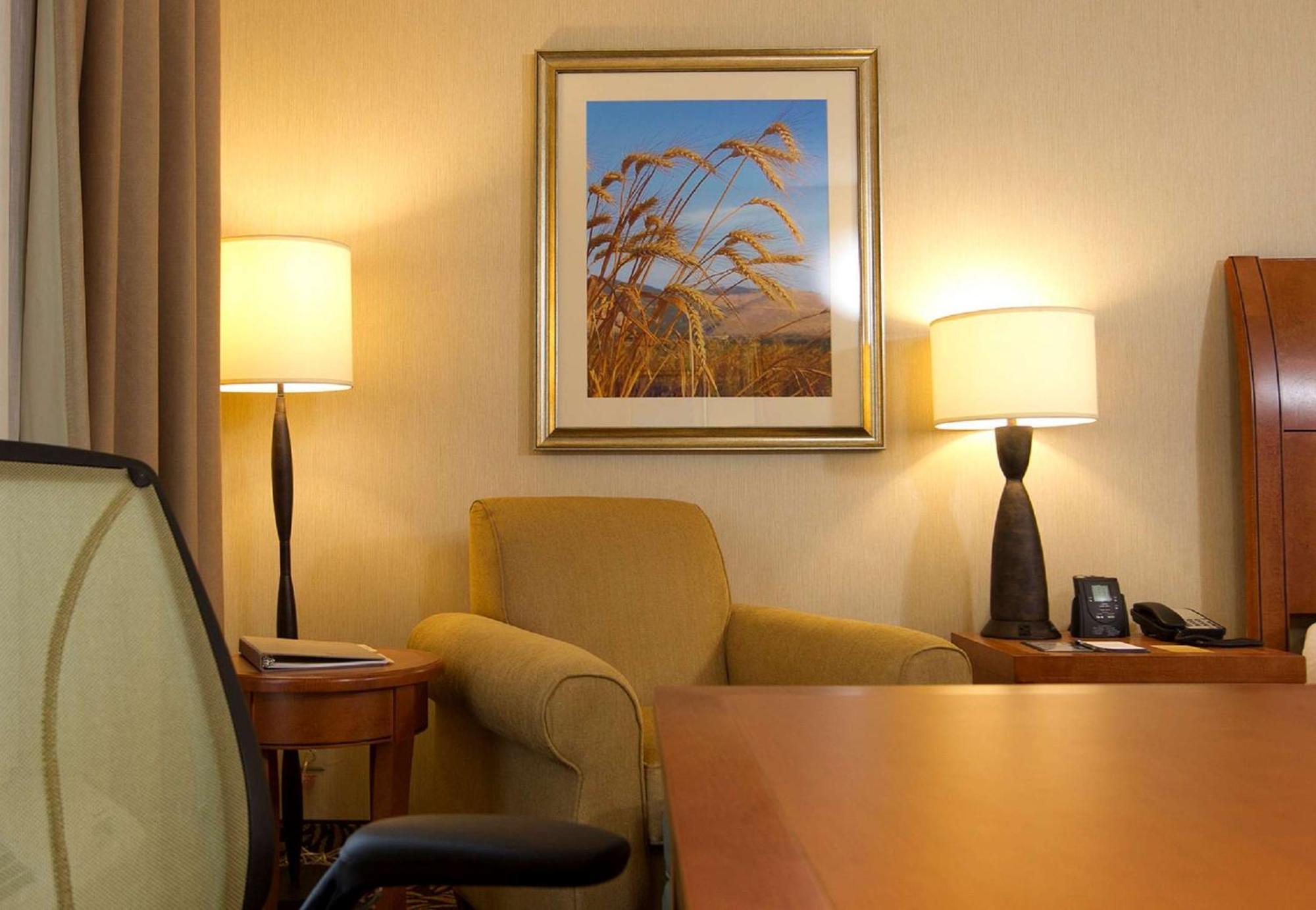 Hilton Garden Inn Cedar Falls Conference Center Εξωτερικό φωτογραφία