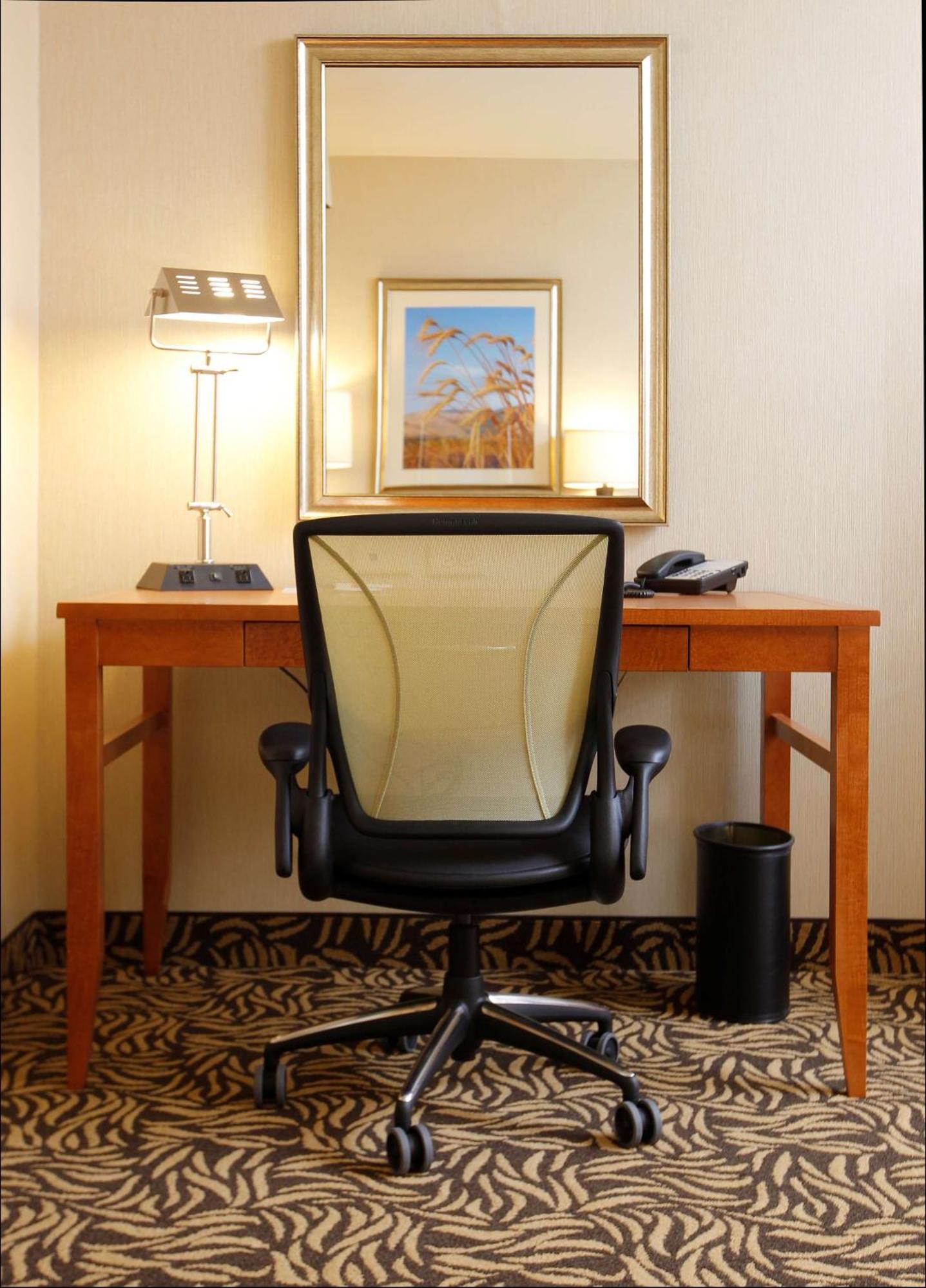 Hilton Garden Inn Cedar Falls Conference Center Εξωτερικό φωτογραφία