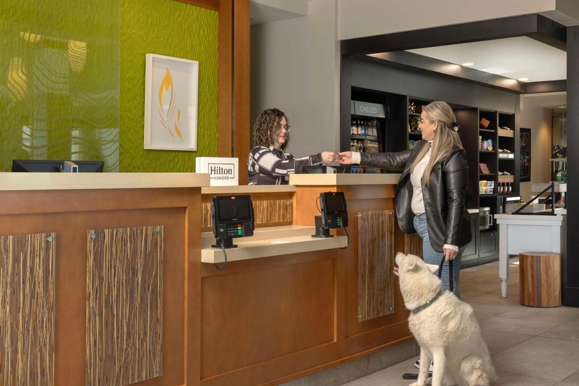 Hilton Garden Inn Cedar Falls Conference Center Εξωτερικό φωτογραφία